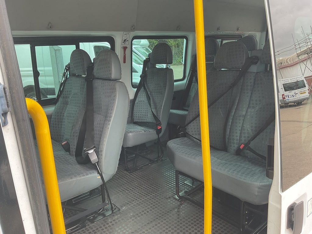 Ford Transit Custom 17 Seat Minibus Tdci 430 U8111 RX13KPO White #2