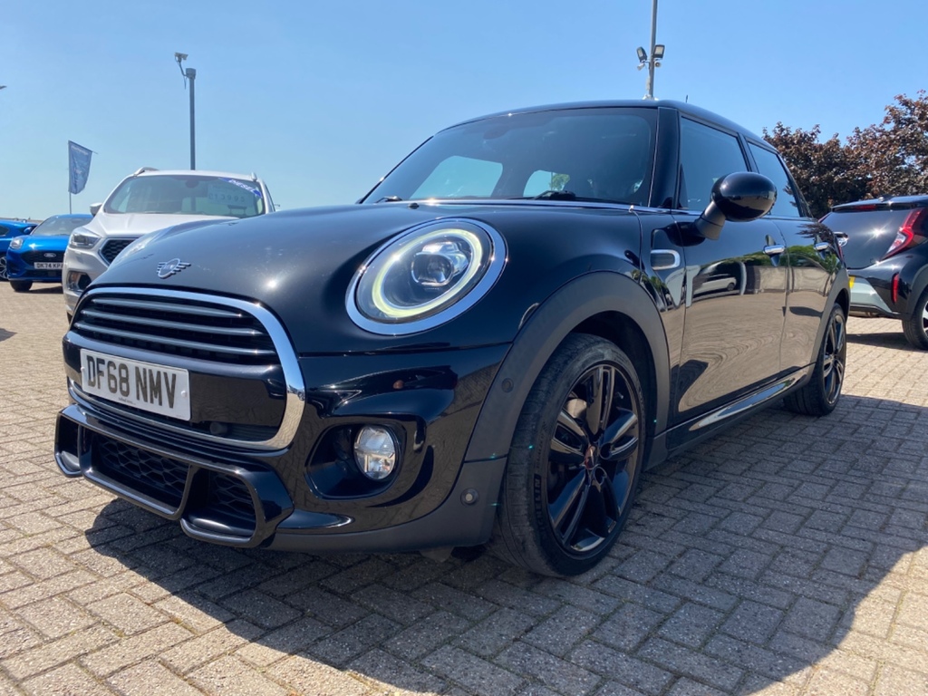 Mini Hatch 1.5 Cooper Sport II DF68NMV Black #2