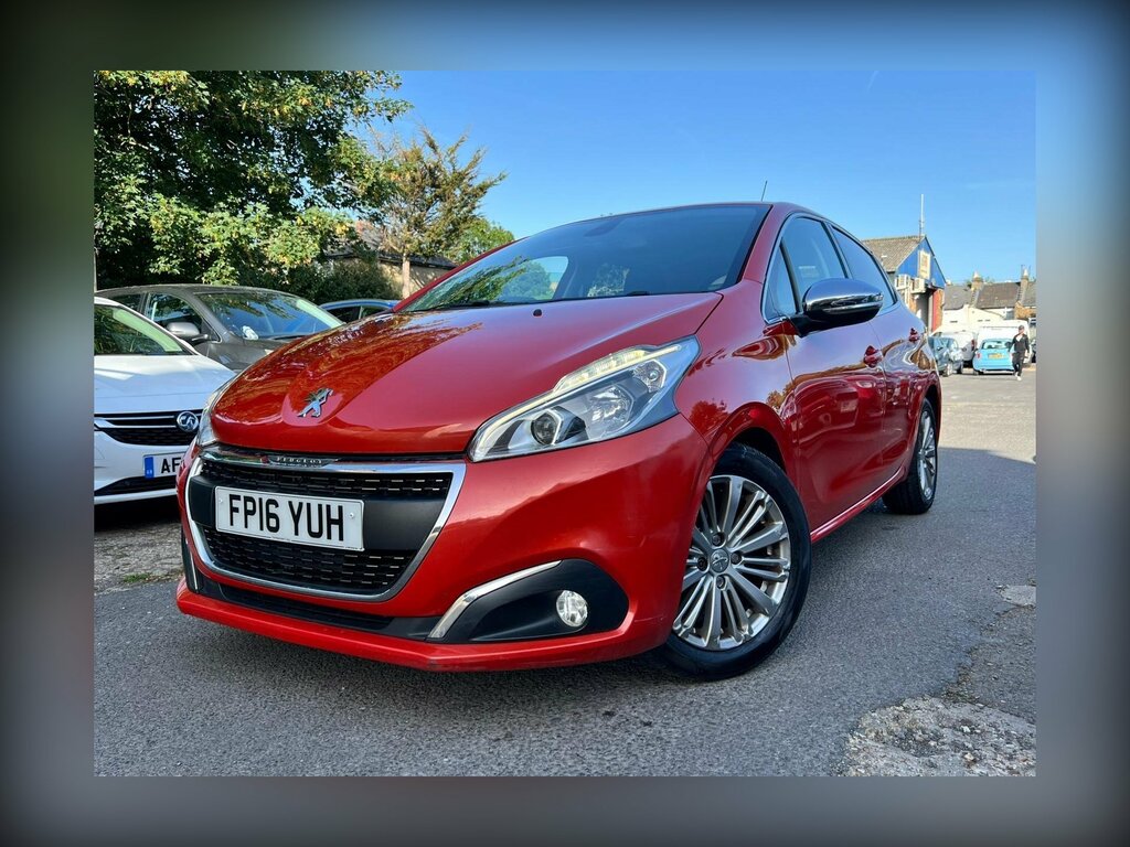 Peugeot 208 1.2 Puretech Allure Eat Euro 6 Ss FP16YUH Orange #2