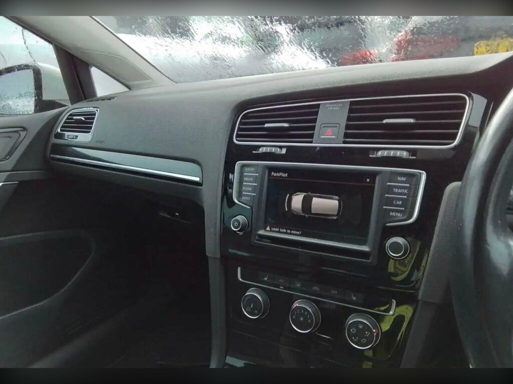 Volkswagen Golf 2.0 Tdi Bluemotion Tech Gt Euro 6 Ss SP16HDG White #4
