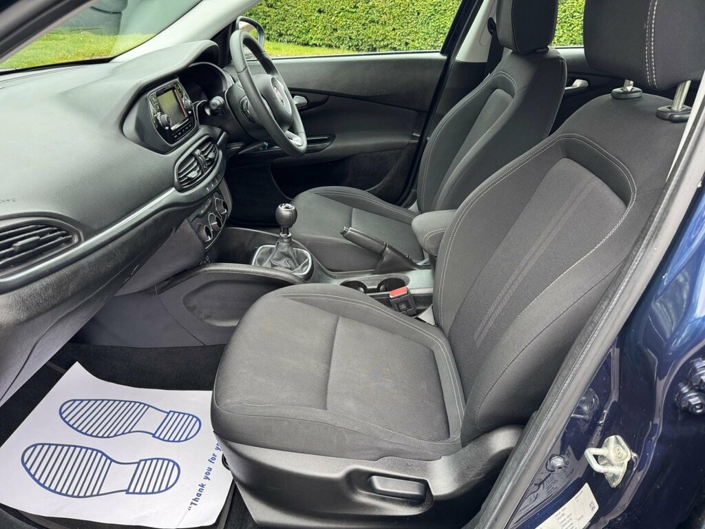 Fiat Tipo Hatchback Grey #38