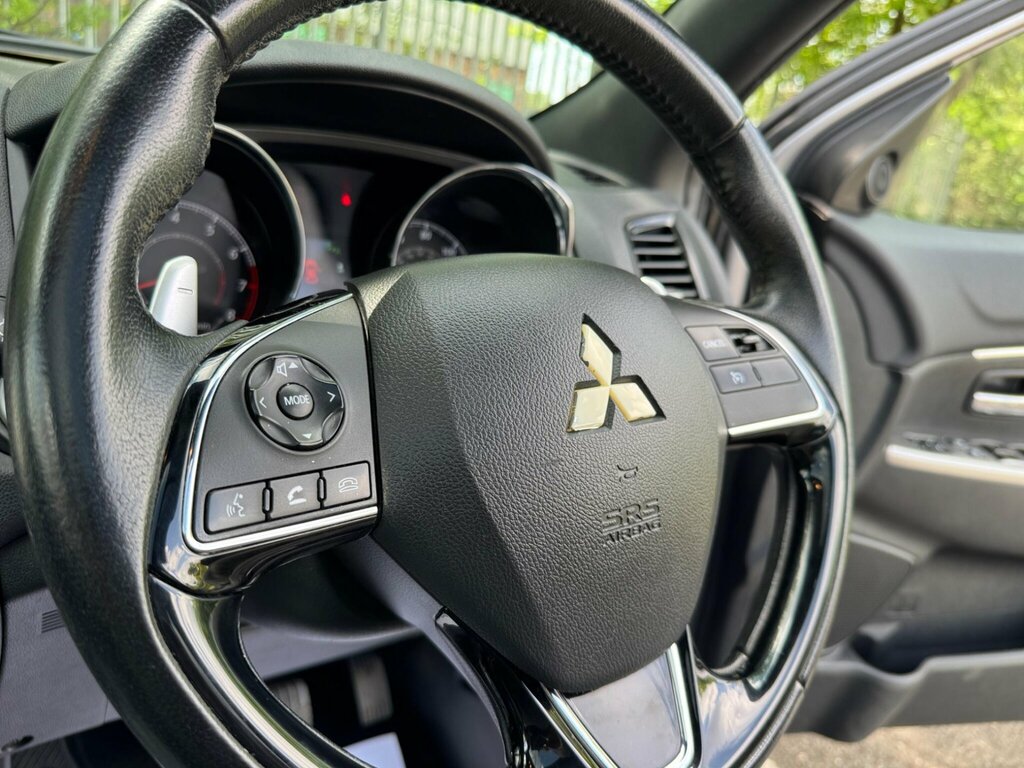 Mitsubishi ASX Asx Exceed White #31