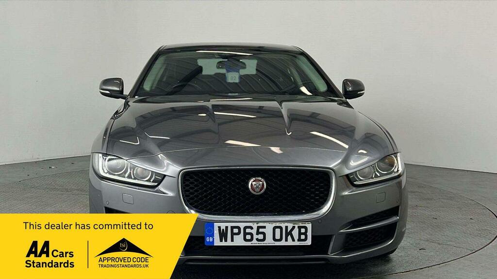 Jaguar XE 2.0 Gtdi Portfolio Euro 6 Ss Grey