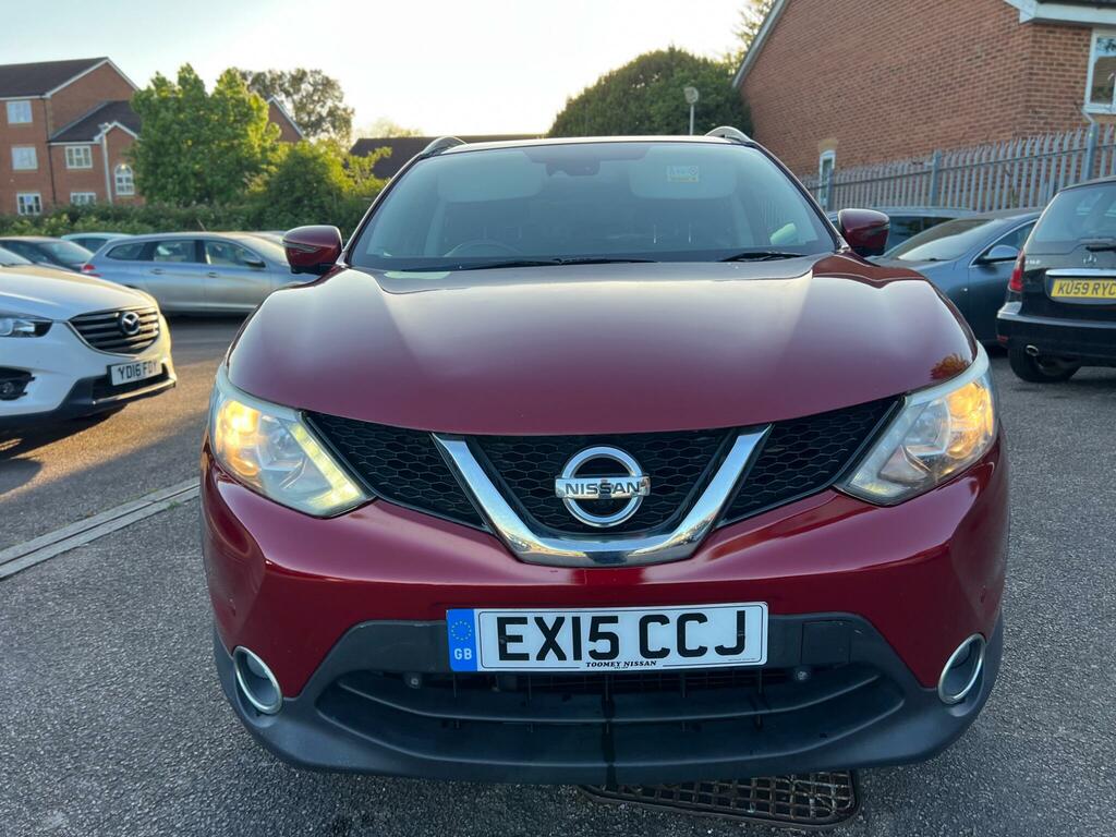 Nissan Qashqai 1.6 Dig-t N-tec 2Wd Euro 6 Ss EX15CCJ Red #2