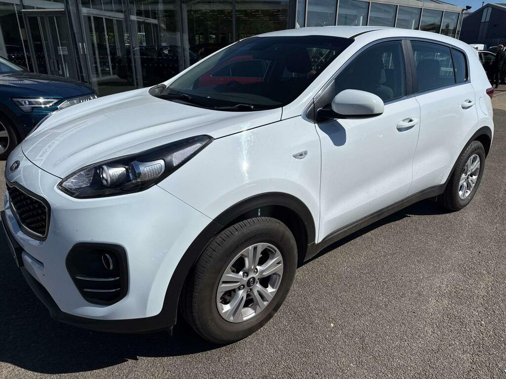 Kia Sportage 1.6 Gdi 1 Euro 6 Ss AV67KCA White #4
