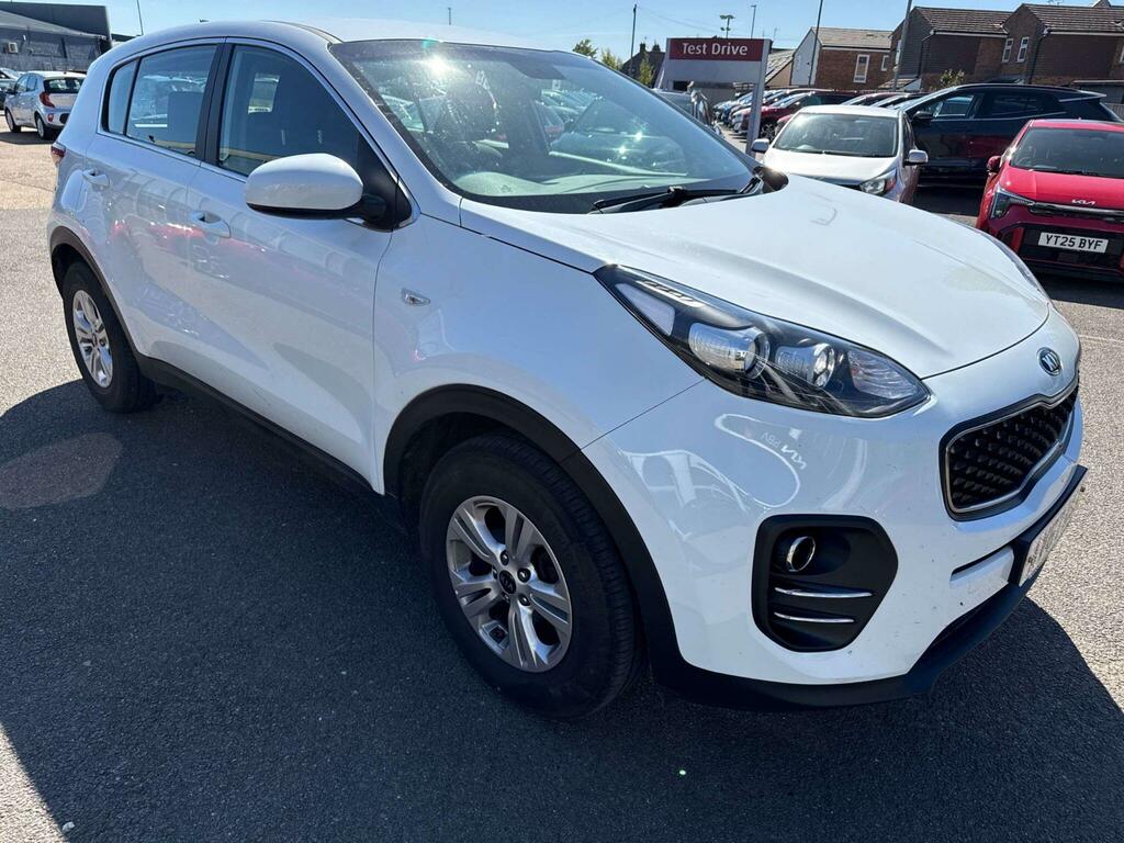 Kia Sportage 1.6 Gdi 1 Euro 6 Ss AV67KCA White #2