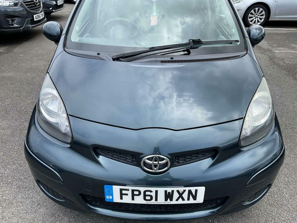 Toyota Aygo 1.0 Vvt-i Ice Multimode Euro 5 Green #2