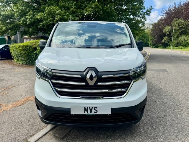 Renault Trafic 2022 2.0 Dci Blue Sl28 Business Panel Van Die MT72NLN White #2