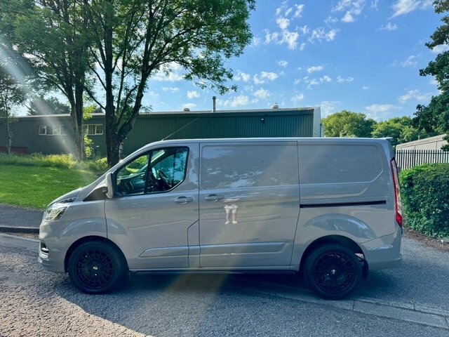 Ford Transit Custom 2023 2.0 300 Ecoblue Limited Panel Van AJ73LVU Grey #4
