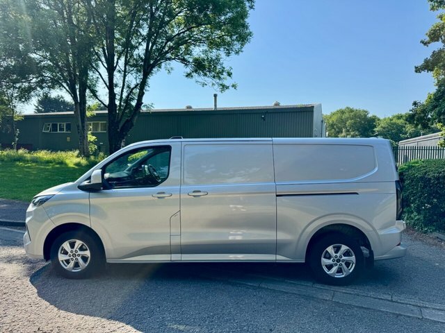 Ford Transit Custom 2025 2.0 300 Ecoblue Limited Panel Van CE25XYA Silver #4