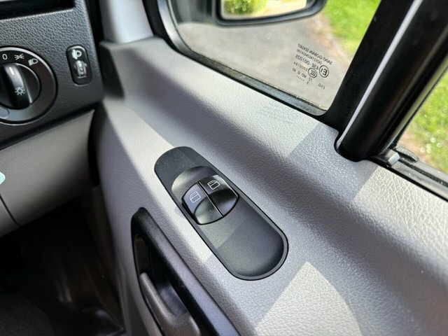 Mercedes-Benz Sprinter White #22
