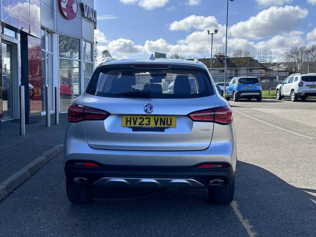 MG HS Suv 1.5 T-gdi Excite 2023 HV23VNU Silver #4