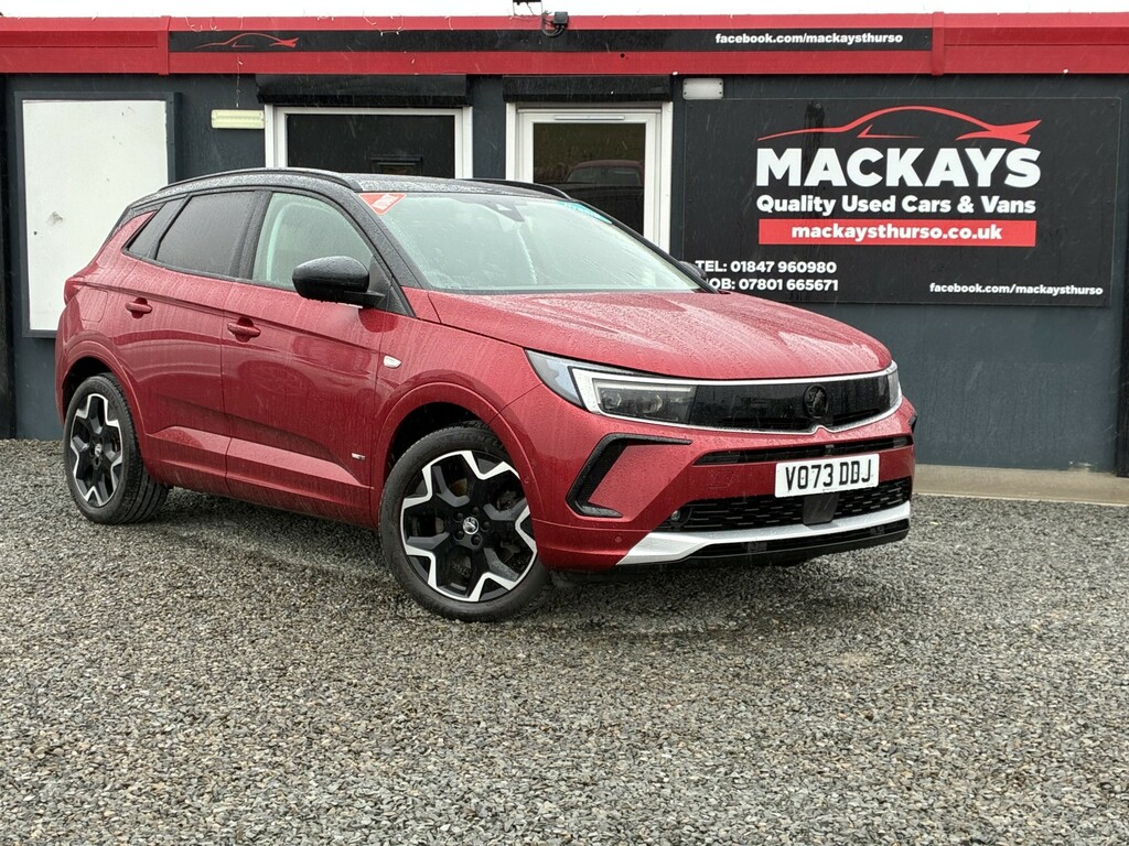Vauxhall Grandland Suv 1.6 New Grandland Ultimate 1.6 225Ps Plug-in H Red