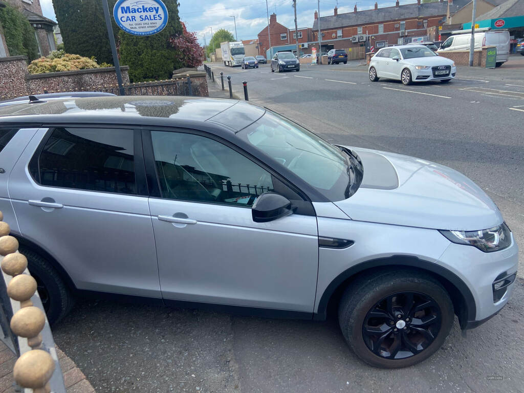 Land Rover Discovery Sport 2.2 Sd4 Se Tech FX15OGE Silver #3