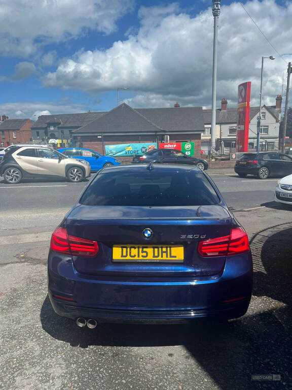 BMW 3 Series 320D Sport DC15DHL Blue #3