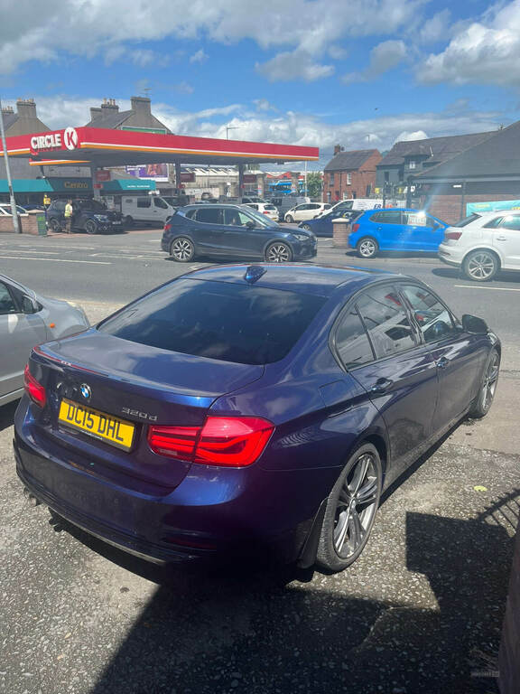 BMW 3 Series 320D Sport DC15DHL Blue #2