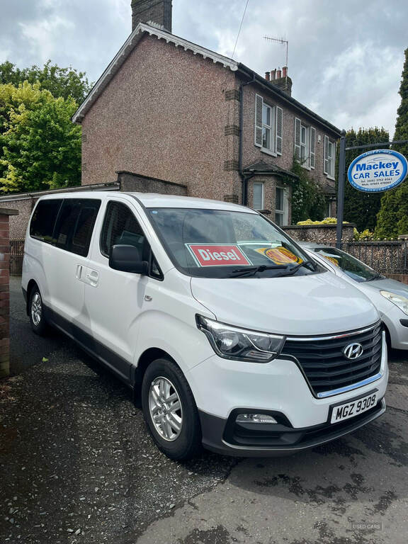 Hyundai I800 2.5 Crdi Se White