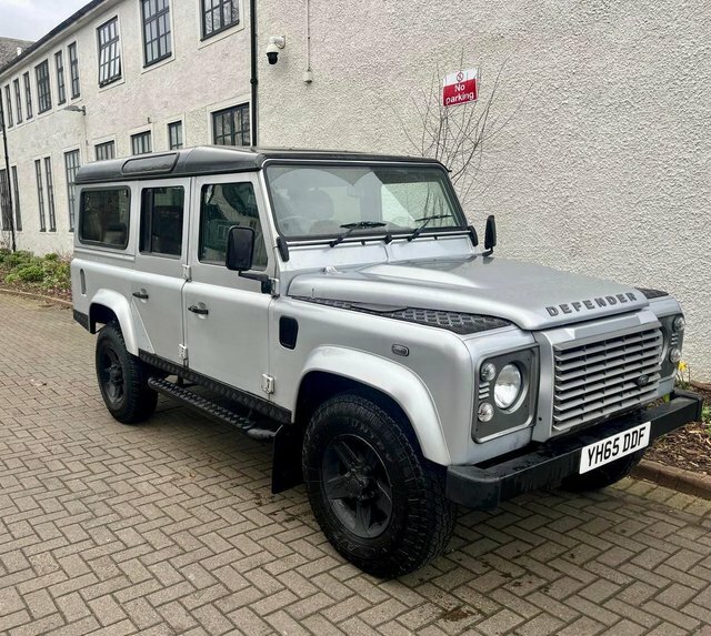 Land Rover Defender 110 2015 2.2 Tdci Xs Station Wagon 4Wd Mwb Euro 5 Silver