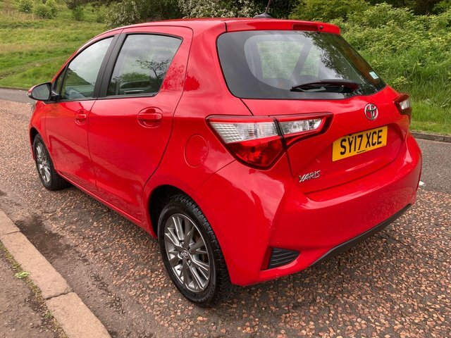 Toyota Yaris 2017 1.5 Vvt-i Icon Tech Euro 6 SY17XCE Red #5
