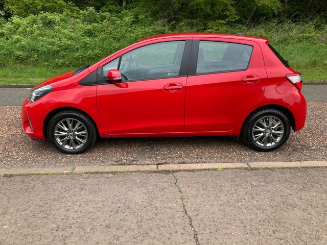 Toyota Yaris 2017 1.5 Vvt-i Icon Tech Euro 6 SY17XCE Red #6