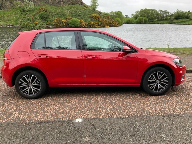Volkswagen Golf 2018 1.0 Tsi Se Euro 6 Ss GJ18EDU Red #2