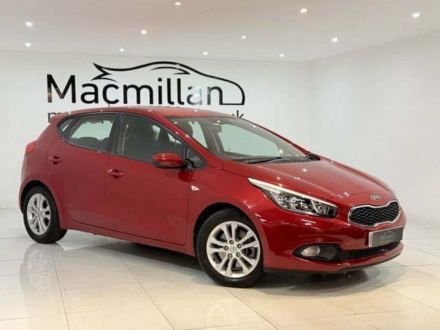 Kia Ceed 1.4 Crdi Vr7 Hatchback Euro 5 8 Red #3