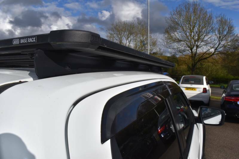 Isuzu D-Max 1.9 Td V-cross 4Wd Euro 6 Ss - 2023 23 DU23OOD White #4