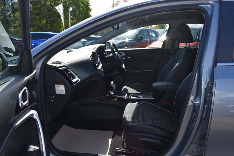 Kia Xceed 1.6 Gdi 8.9Kwh 3 Dct Euro 6 Ss - 2023 23 DE23XKG Silver #4