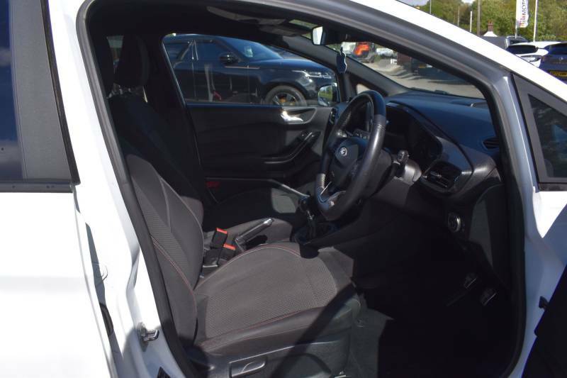 Ford Fiesta 1.0T Ecoboost St-line Euro 6 Ss - 2019 19 BD19EFP White #4