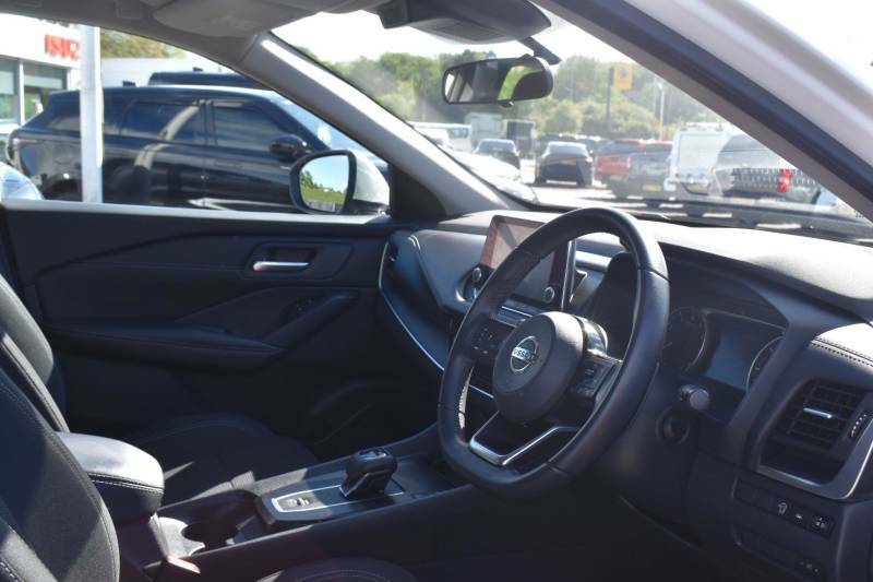 Nissan Qashqai 1.3 Dig-t Mhev Acenta Premium Xtron Euro 6 Ss 5 KY22ZDN White #5