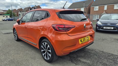 Renault Clio Iconic Tce NL69ZZU Orange #6