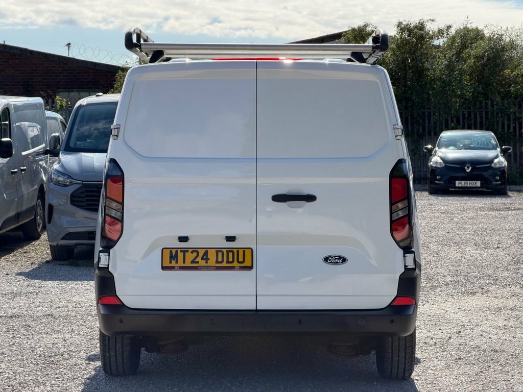 Ford Transit Custom 2L Leader MT24DDU White #3