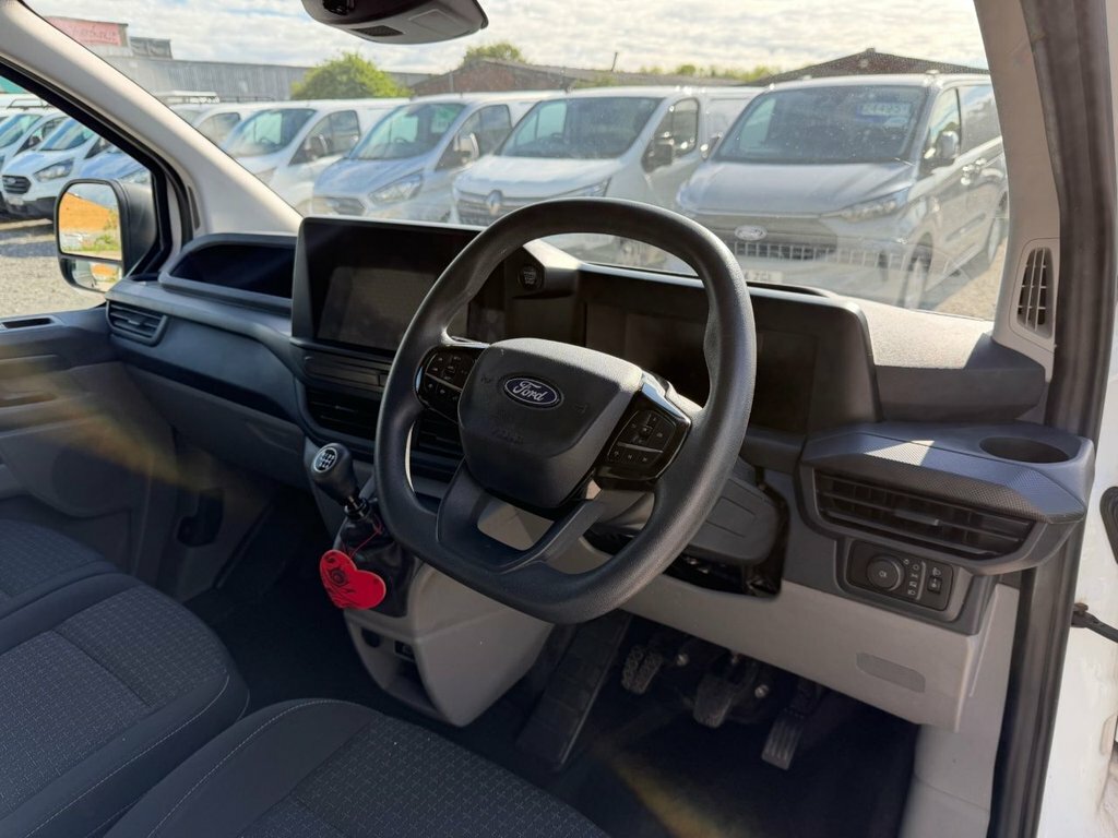 Ford Transit Custom 2L Leader MT24DDU White #5