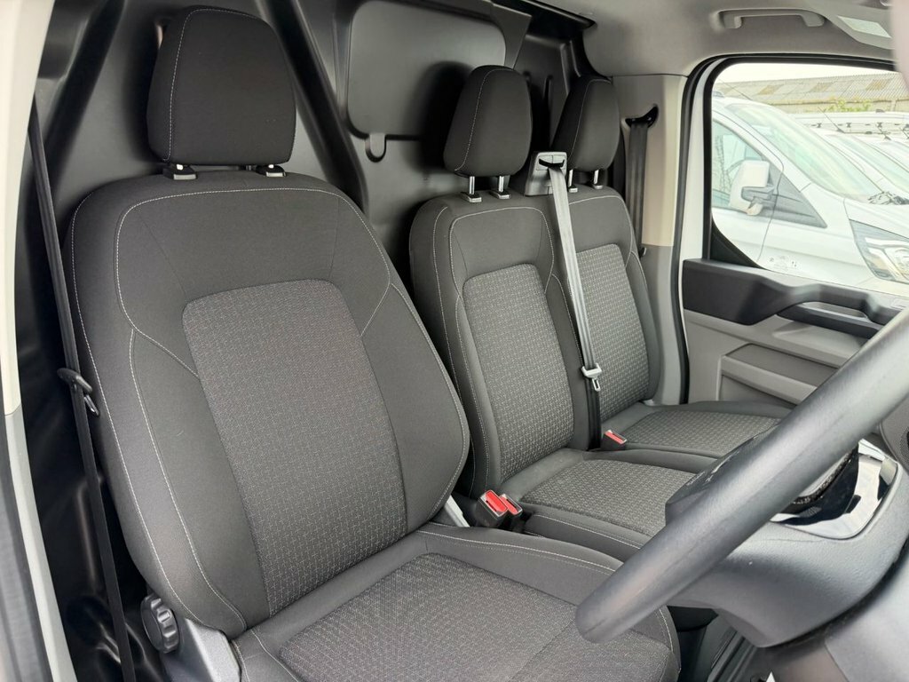 Ford Transit Custom 2L Trend WR25KVZ White #6