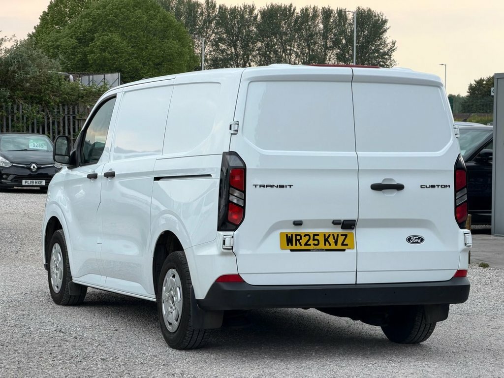 Ford Transit Custom 2L Trend WR25KVZ White #4