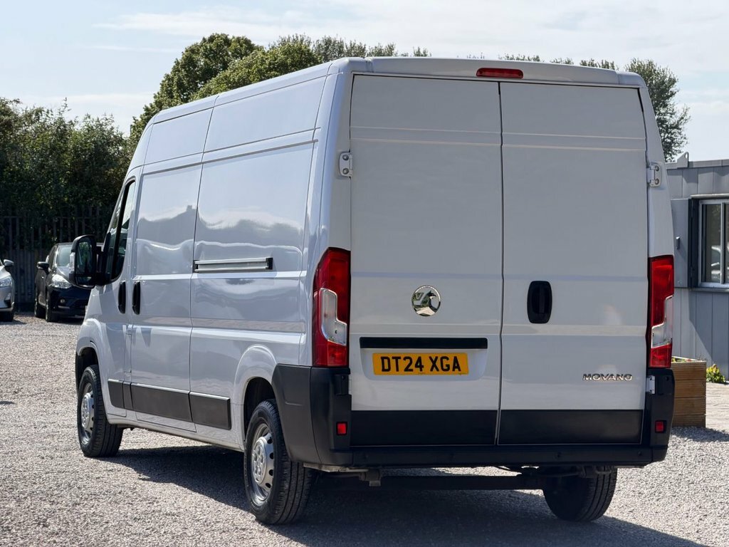 Vauxhall Movano 2.2L Prime DT24XGA White #4