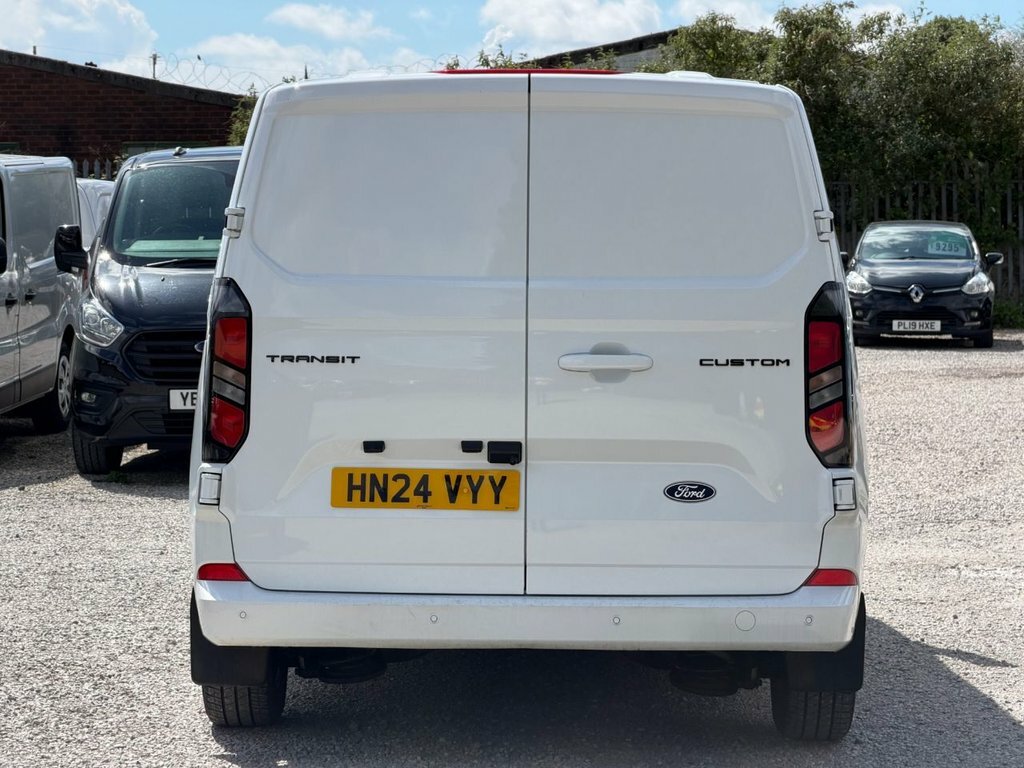 Ford Transit Custom 2L Limited HN24VYY White #3