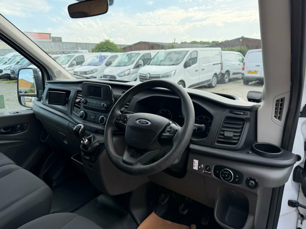 Ford Transit Custom 2L Leader MJ20RKK White #5