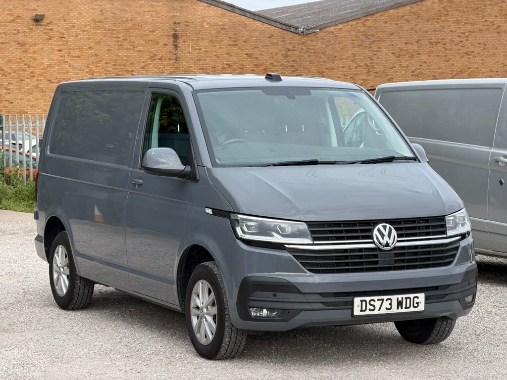 Volkswagen Transporter 2L Highline Grey