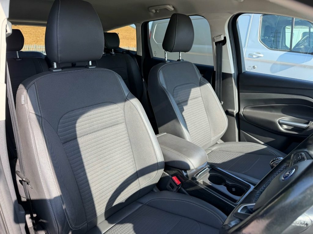 Ford Kuga 2L Titanium VK17YWP Grey #6