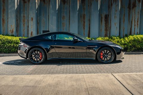 Aston Martin Vantage V12 S Black #3