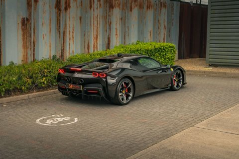 Ferrari Sf90 Stradale Stradale Blue #52