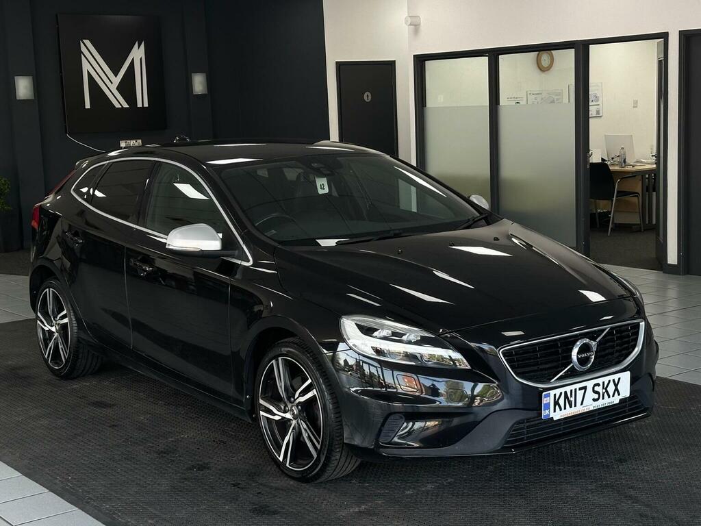 Volvo V40 Hatchback 2.0 T2 R-design Pro Euro 6 Ss 20 KN17SKX Black #2