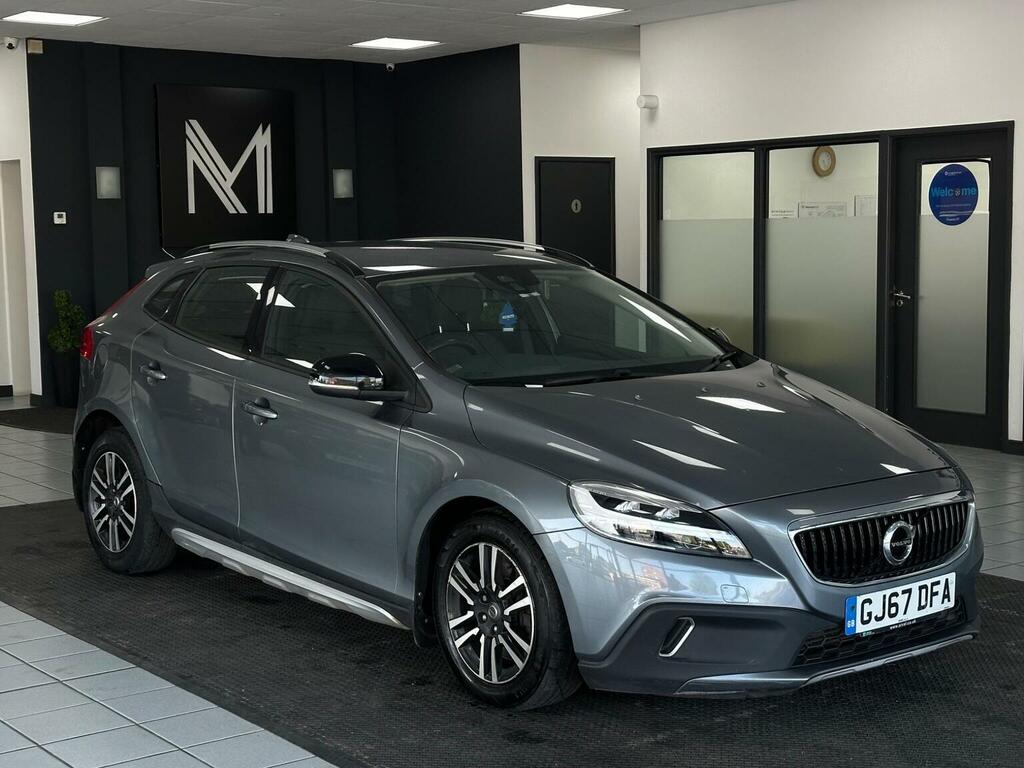 Volvo V40 Cross Country Hatchback 2.0 D2 Nav Plus Euro 6 Ss 20176 Grey