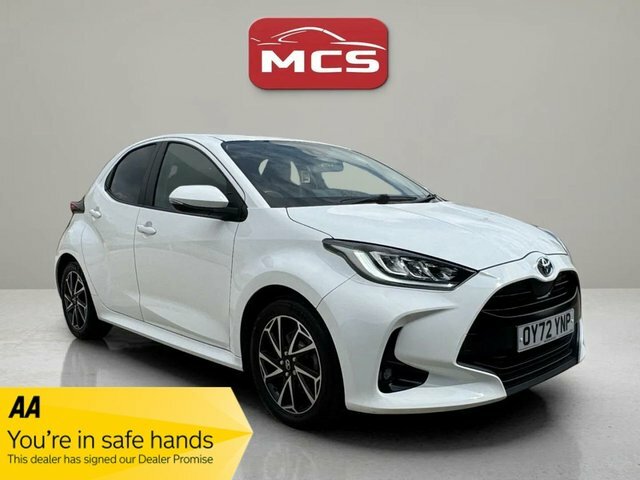 Toyota Yaris Vvt-h Design Hatchback White