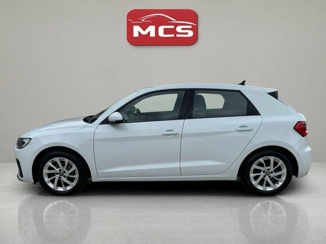 Audi A1 Tfsi 25 Sport Sportback BJ20MZV White #4