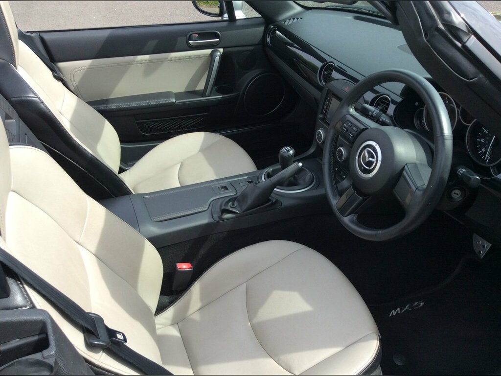 Mazda MX-5 1.8I Sport Venture Convertible E Black #5