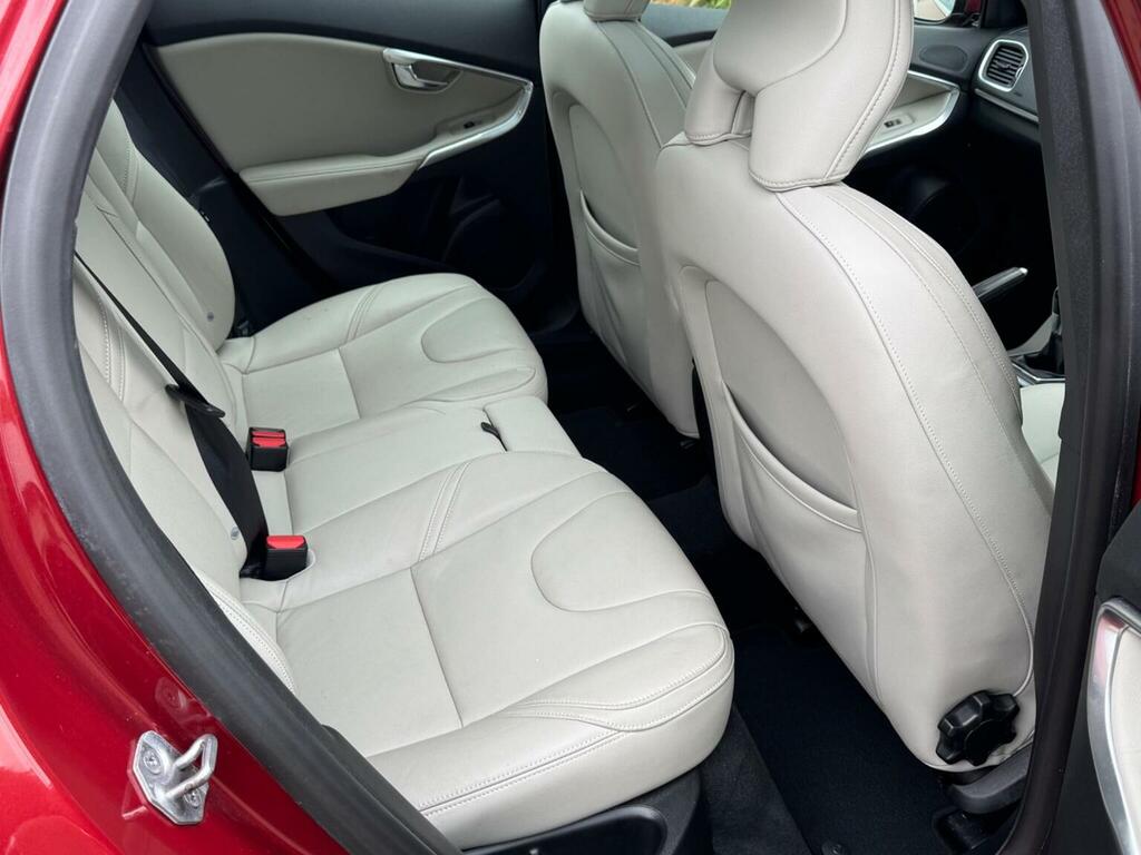 Volvo V40 Hatchback 1.6 T3 Se Euro 5 Ss 201464 Red #5
