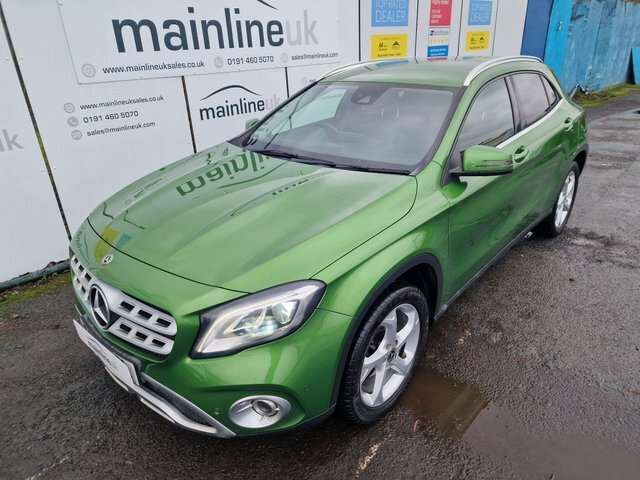 Mercedes-Benz GLA Class 1.6 Gla200 Sport Premium 7G-dct Euro 6 S S SN67VSL Green #3