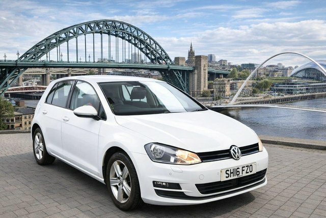 Volkswagen Golf 1.4 Tsi Bluemotion Tech Match Edition Euro 6 S S White